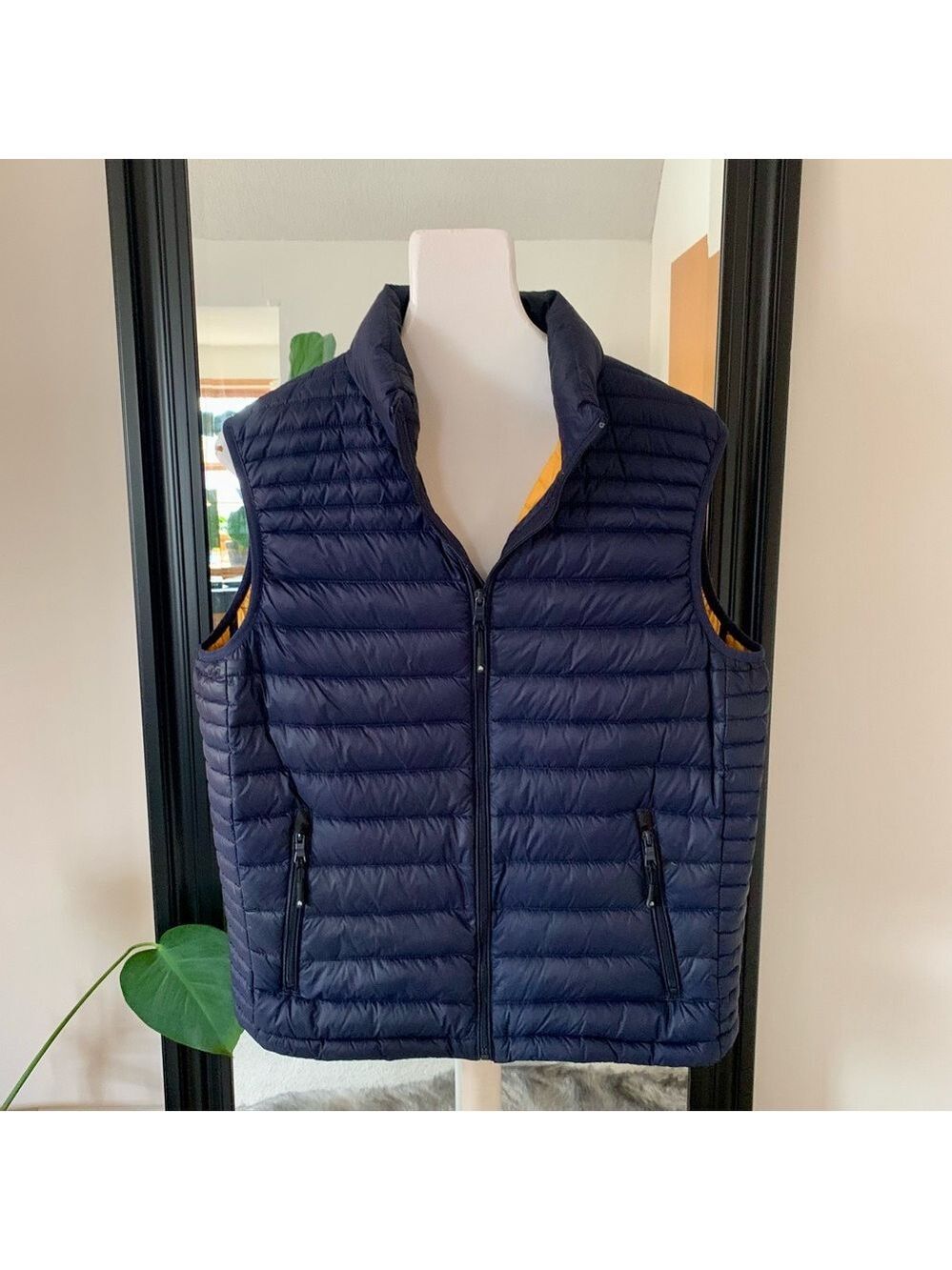 Solaris Packable Down Vest